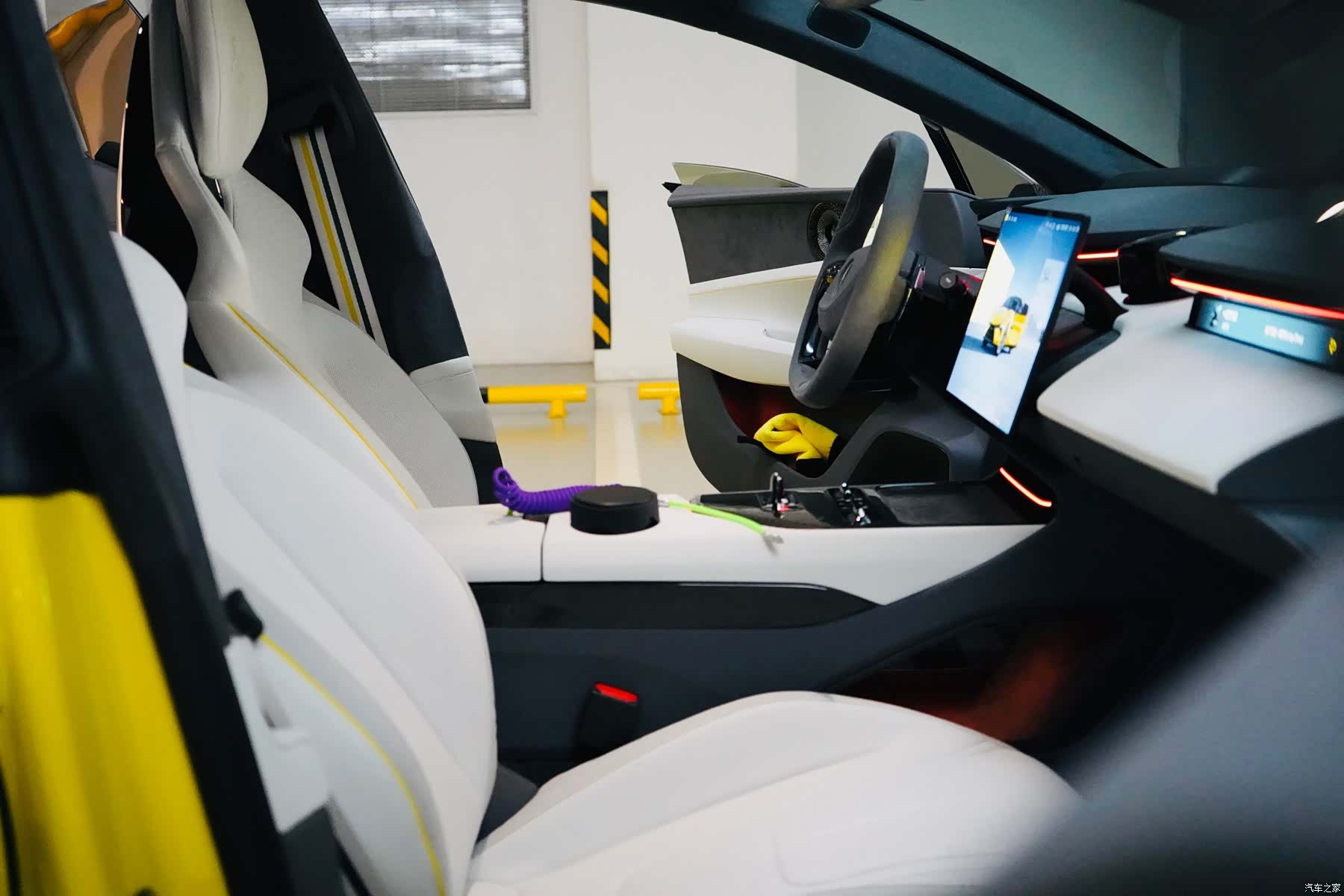 Lotus EMEYA, 2024 12