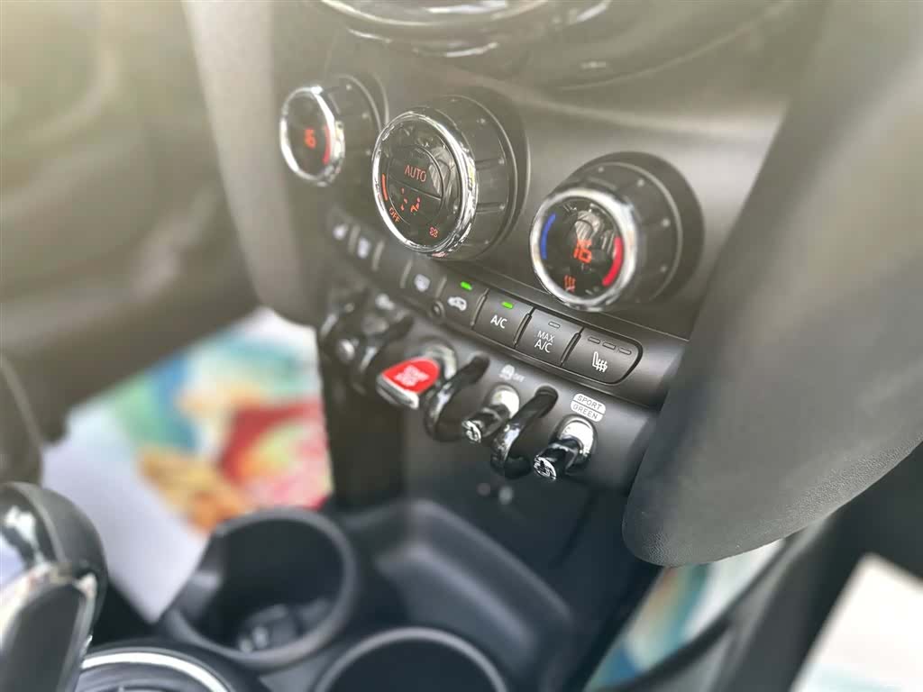 Mini Cooper, 2019 11