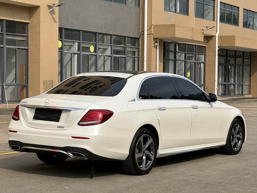 Mercedes-Benz E-Class 2019, фото 8