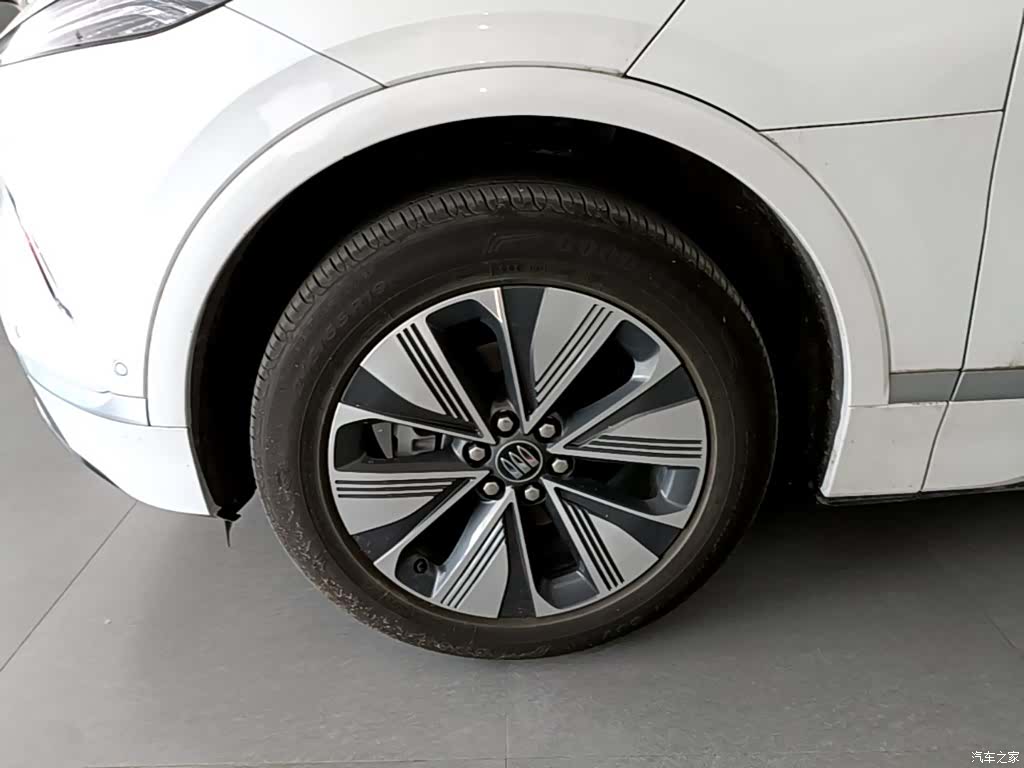 Buick E5, 2025 23