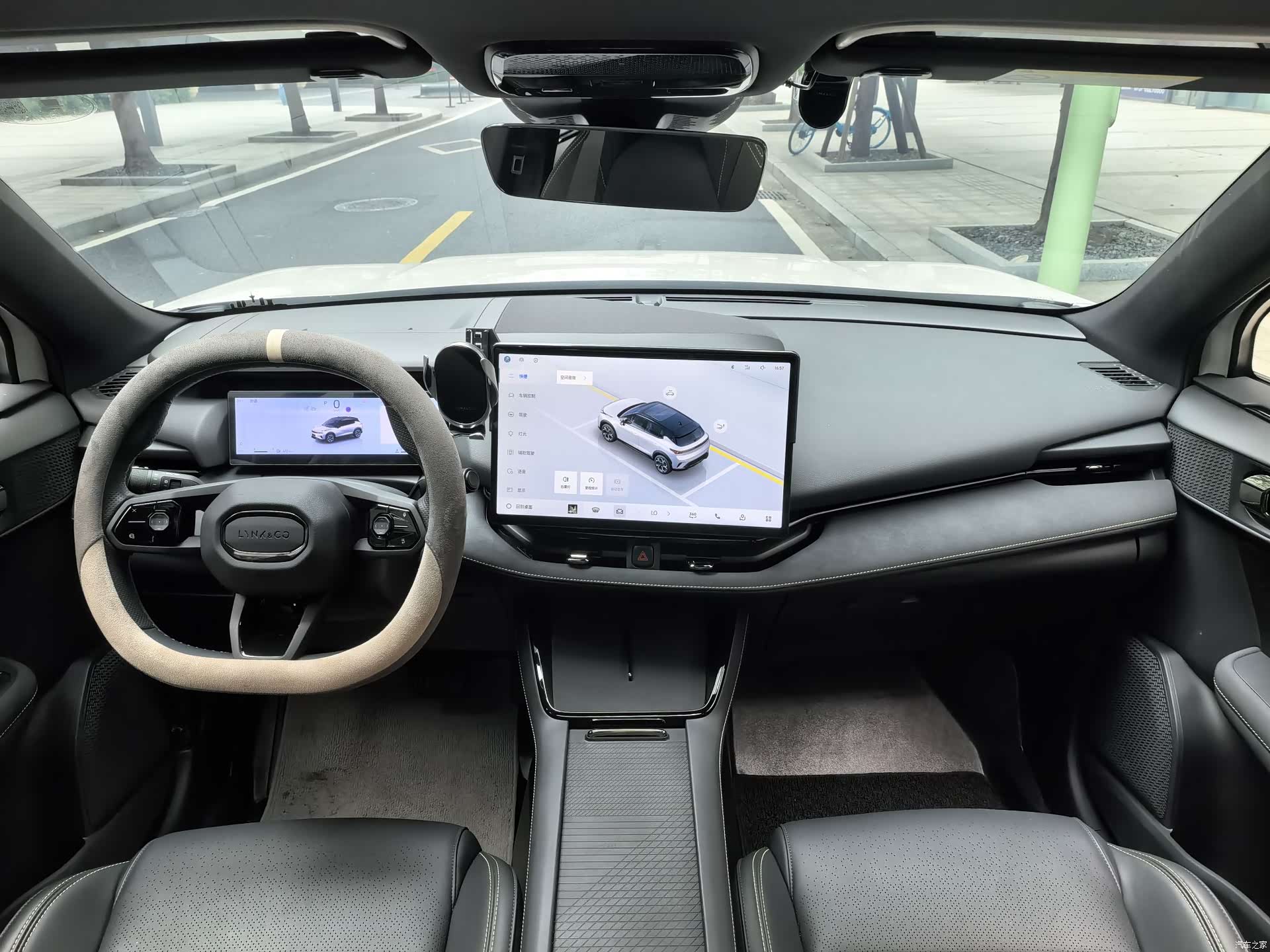 Lynk & Co 02, 2025 13