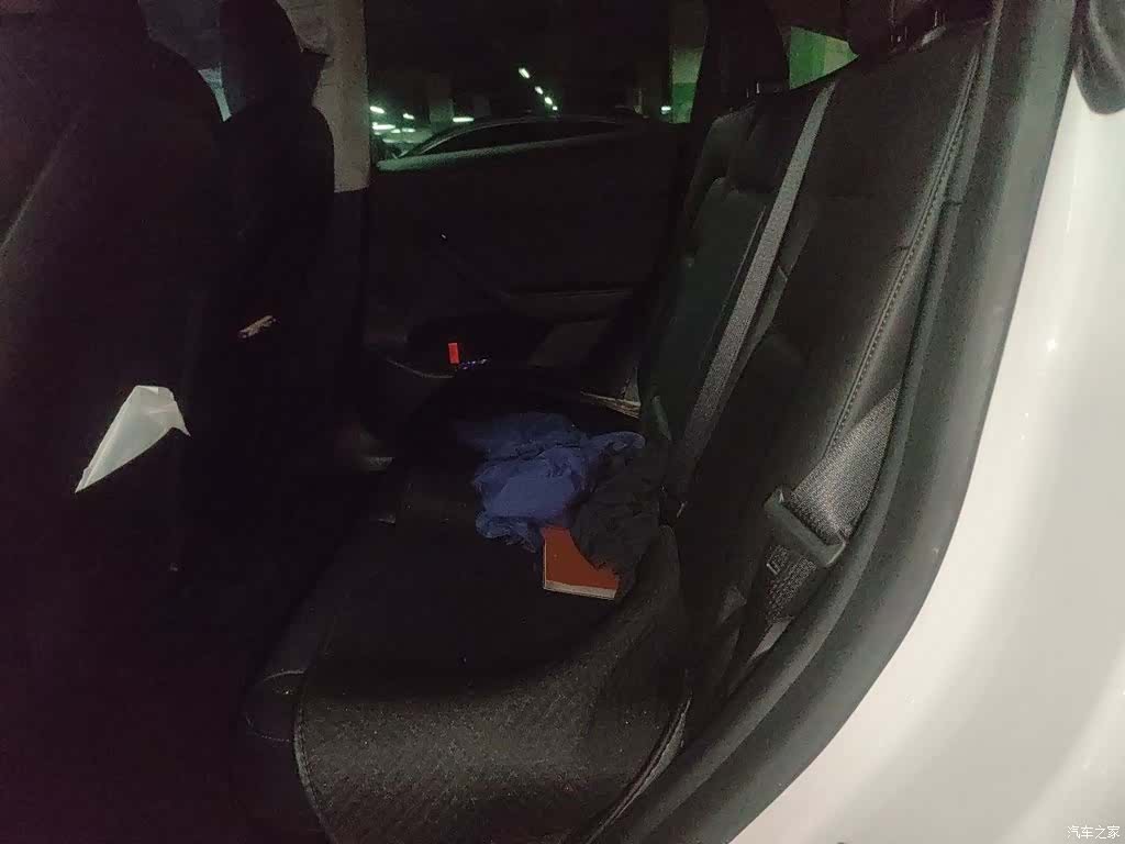 Tesla Model Y, 2021 18