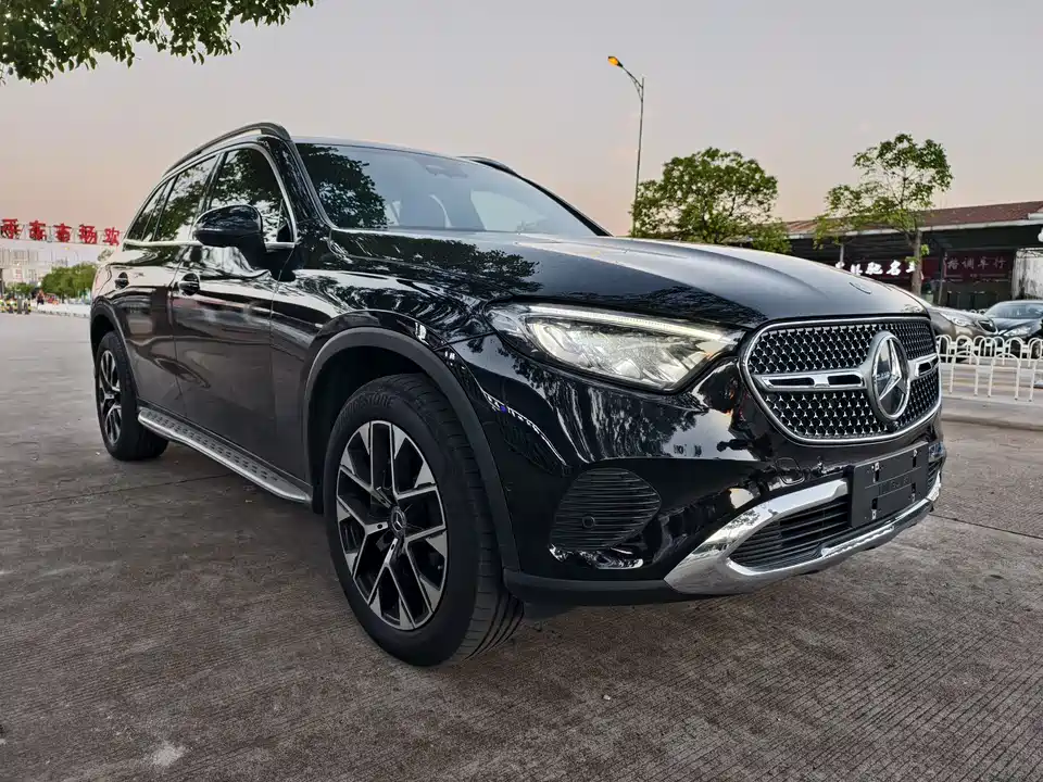 Mercedes-Benz GLC Mercedes-Benz GLC