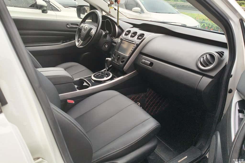 Mazda CX-7, 2015 8