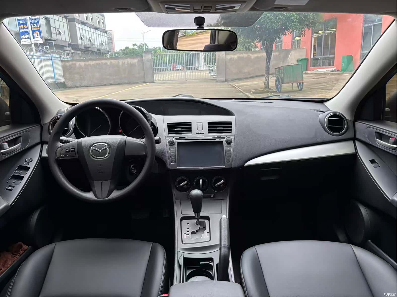 Mazda 3, 2013 8