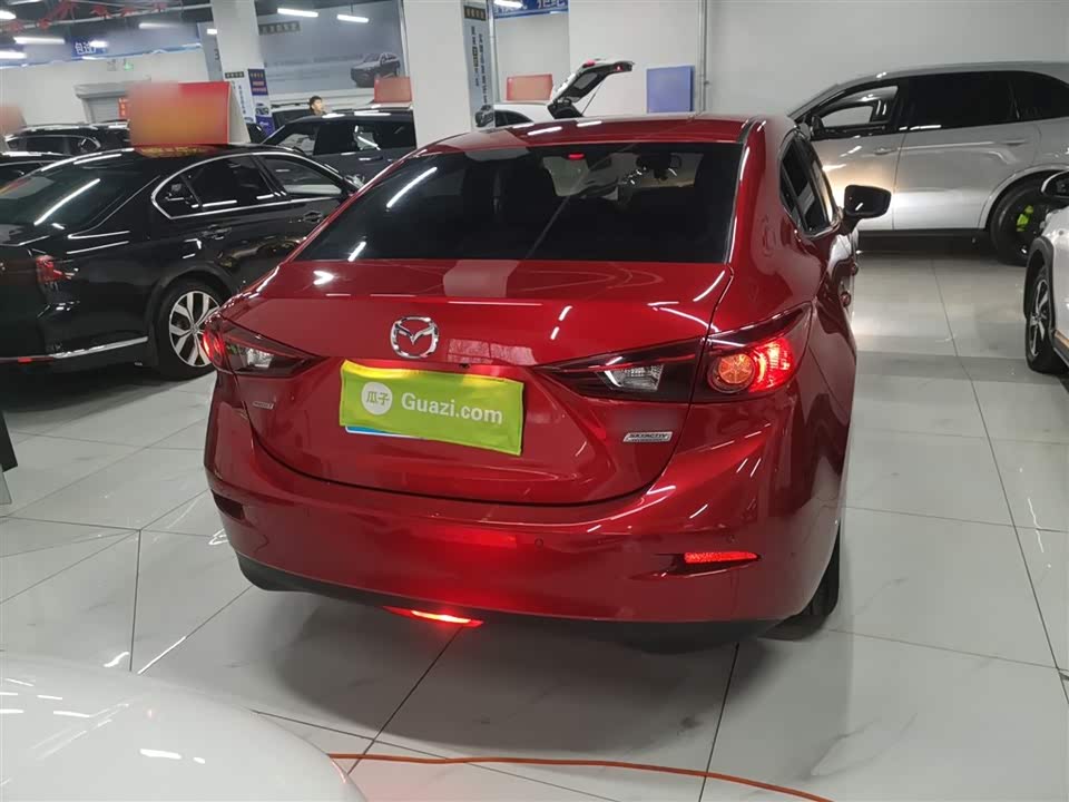 Mazda 3 Angkesaila