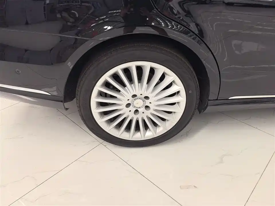 Mercedes-Benz E-class Mercedes-Benz E-class
