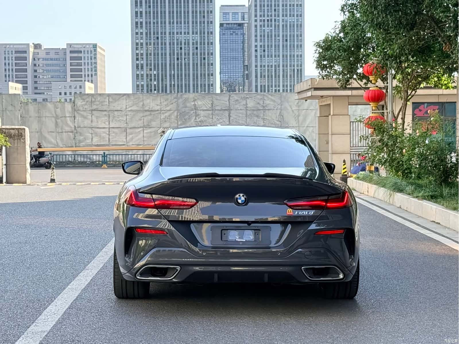BMW 8 Series, 2022 все фото