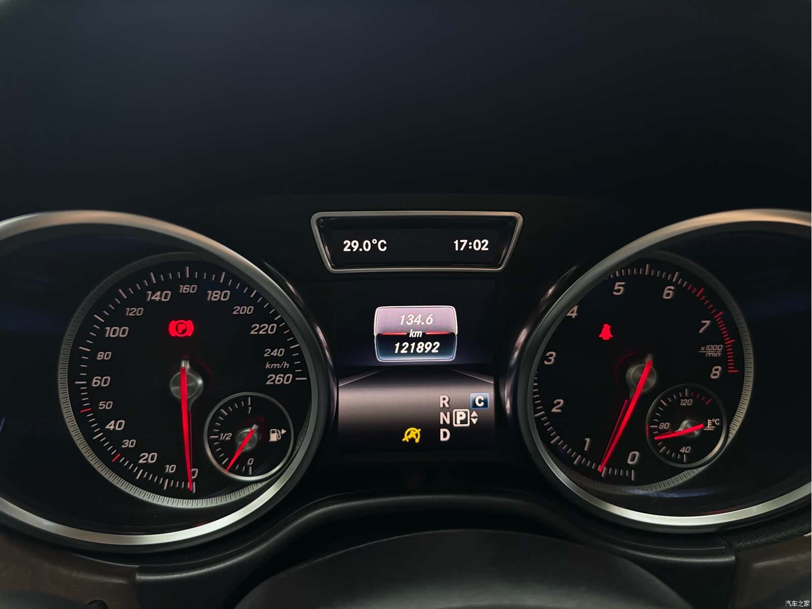 Mercedes-Benz GLE, 2017 11