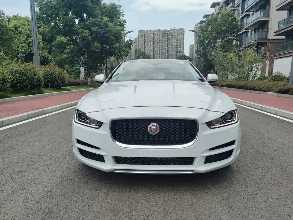 Jaguar XEL