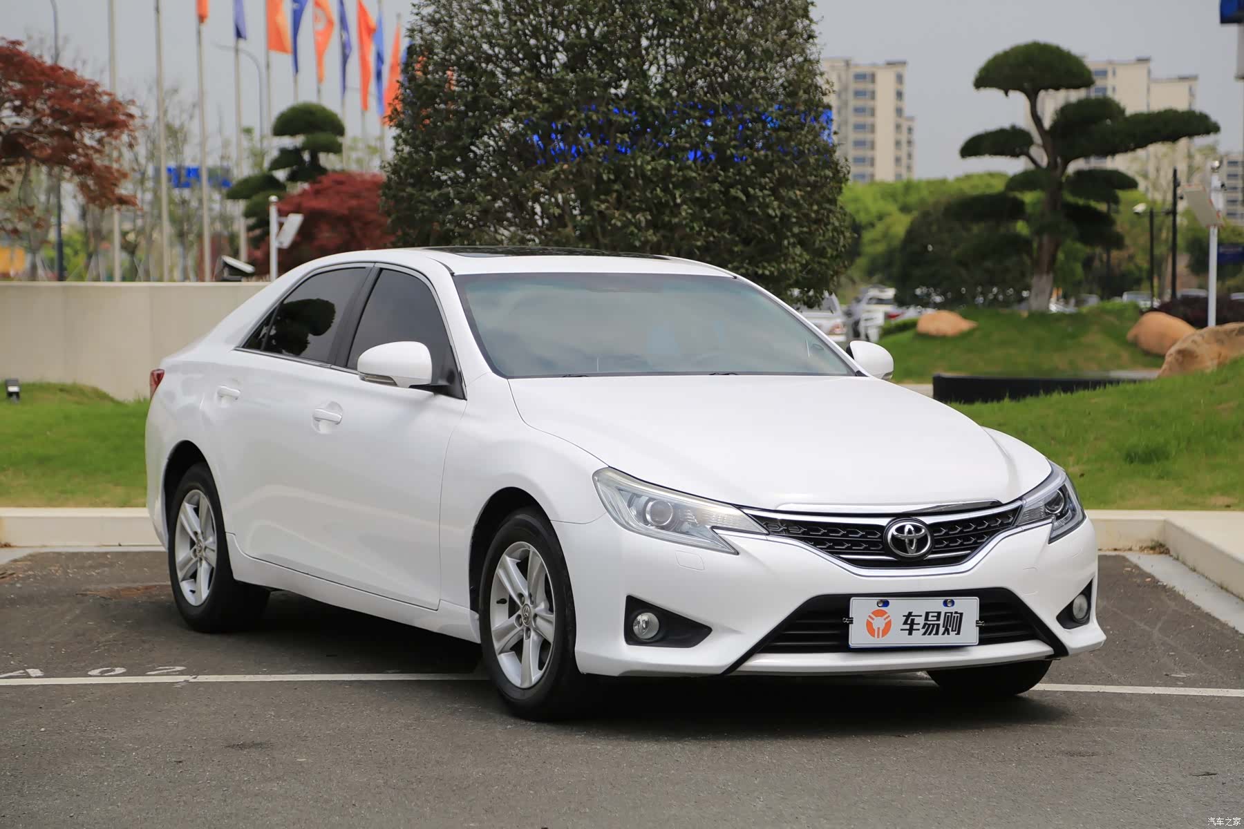 Toyota 2.5V, 2016 3