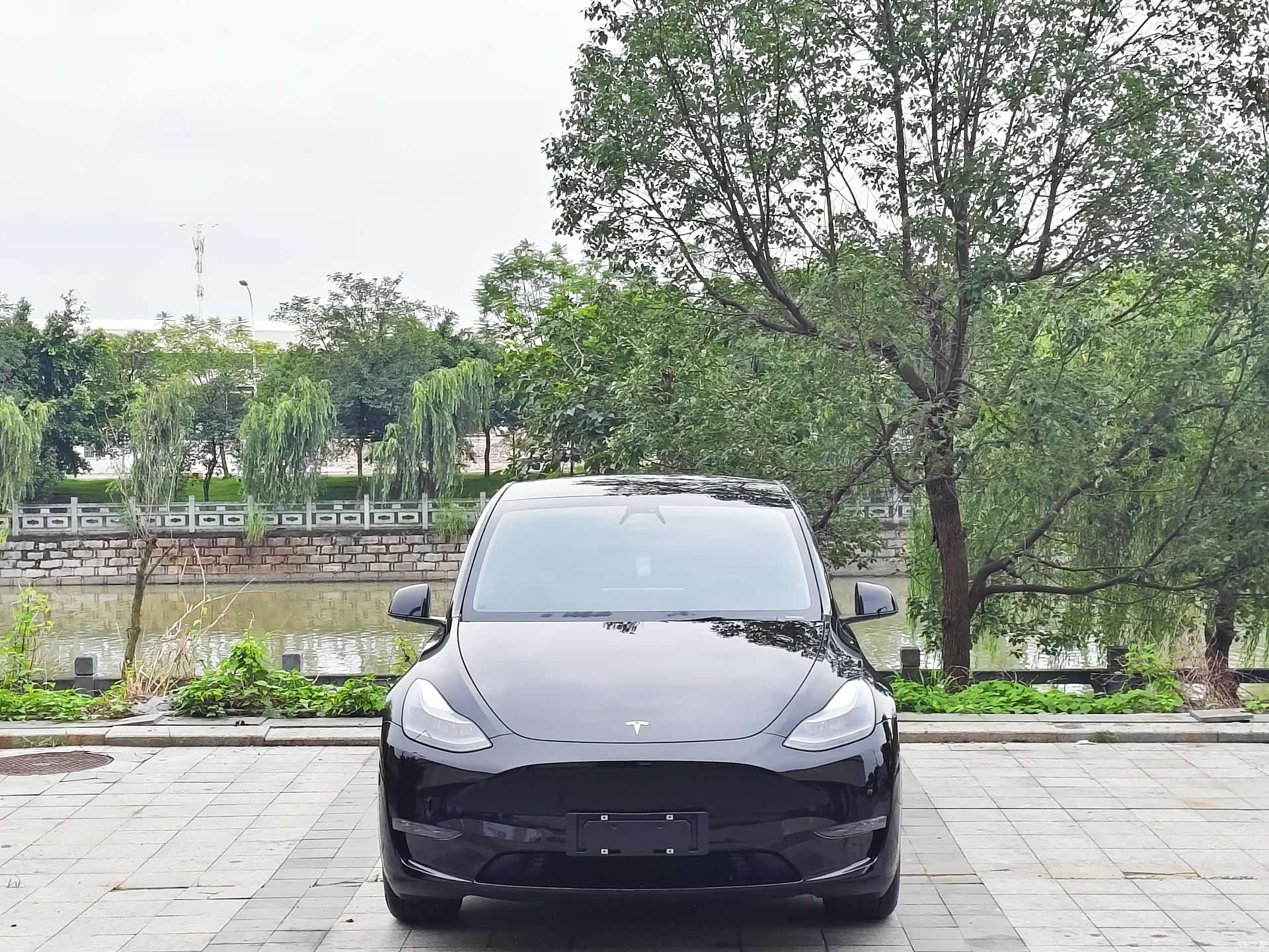 Tesla Model Y, 2021 2