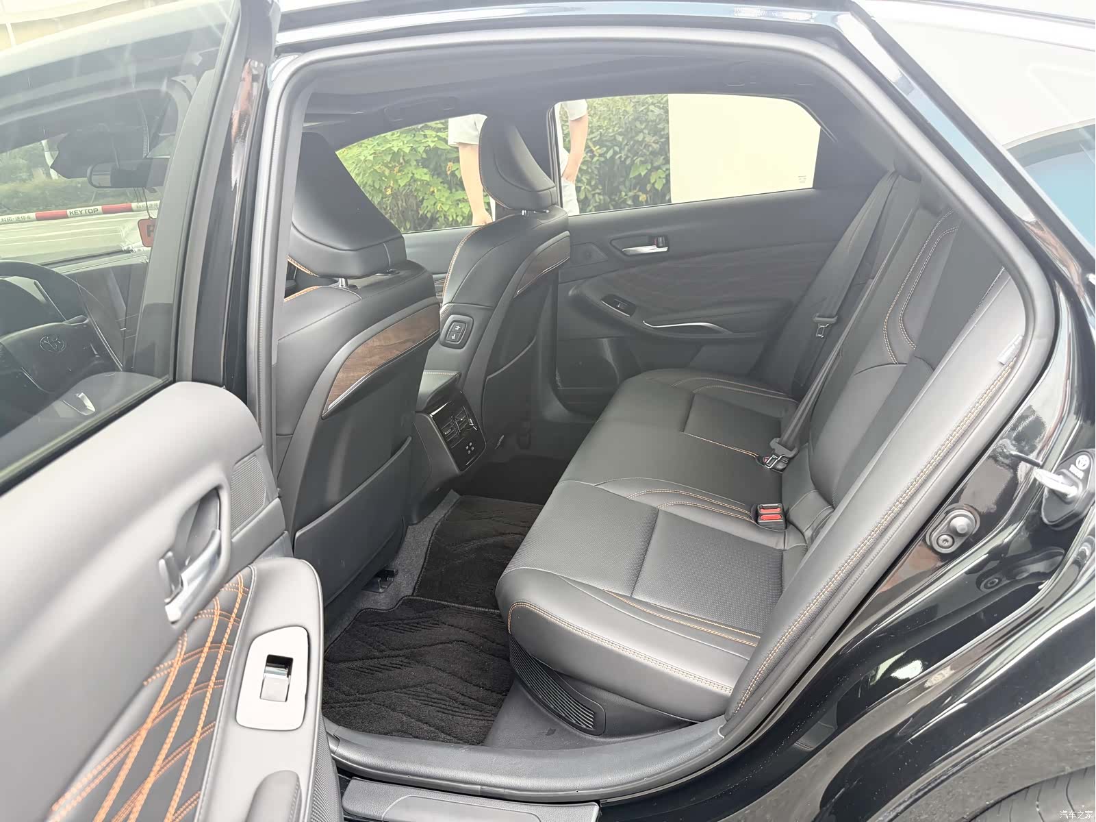 Toyota Avalon, 2025 15