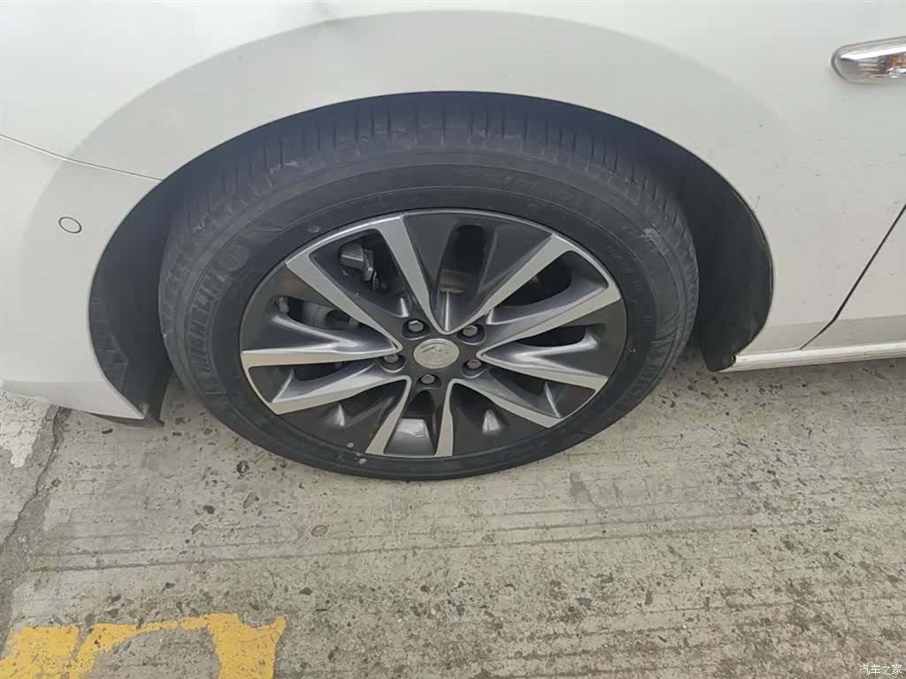 Buick GL6, 2021 23
