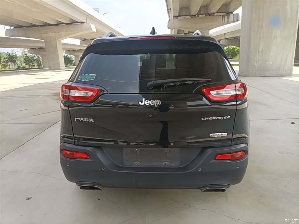 Jeep Cherokee, 2017 6
