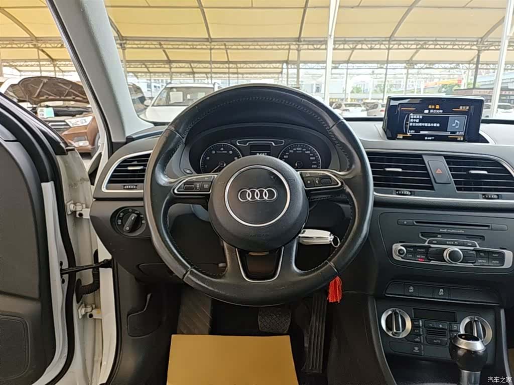 Audi Q3, 2015 11
