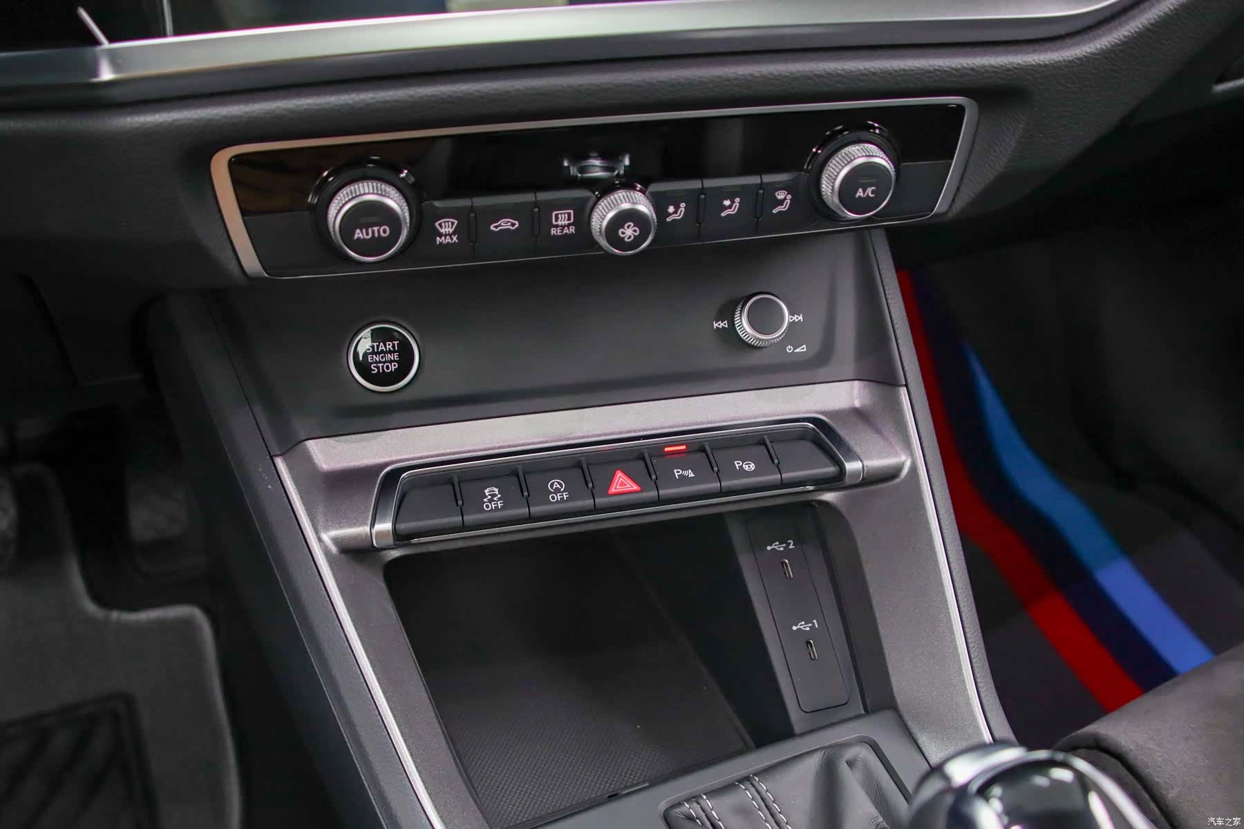 Audi Q3, 2022 10