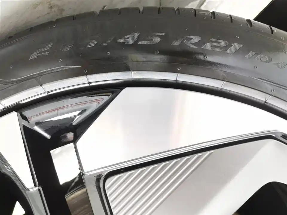 HiPhi Gao He HiPhi Y