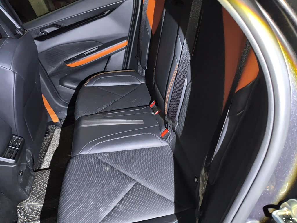 Changan UNI-V, 2023 15