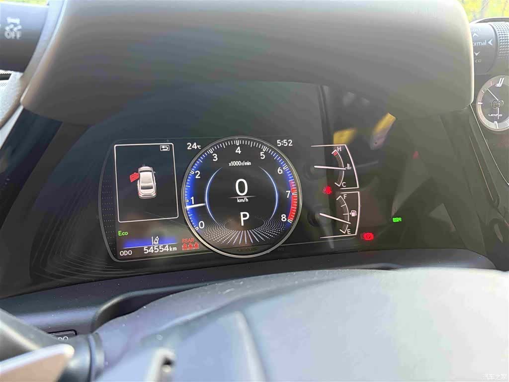 Lexus ES, 2024 9