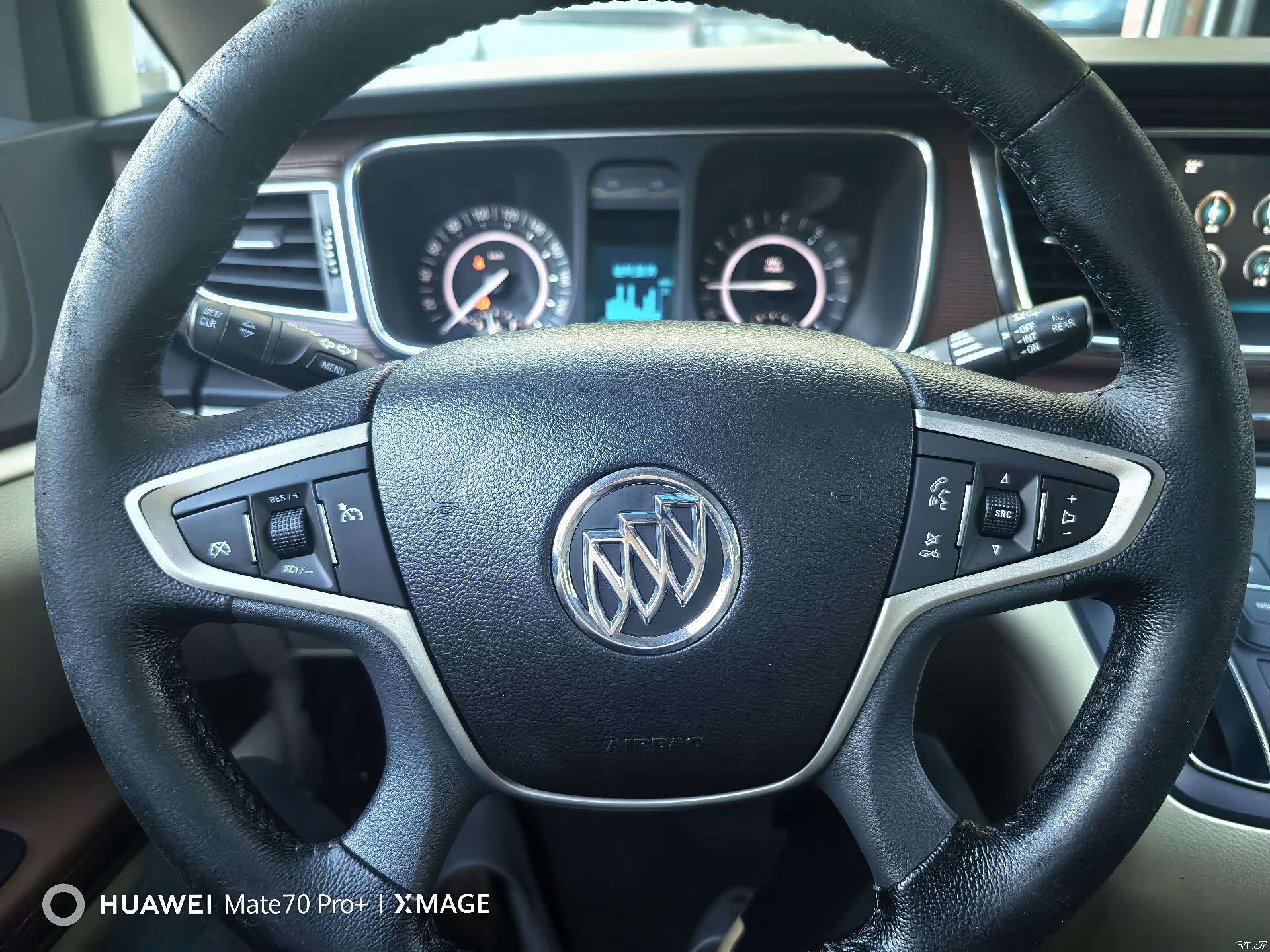 Buick GL8, 2018 21