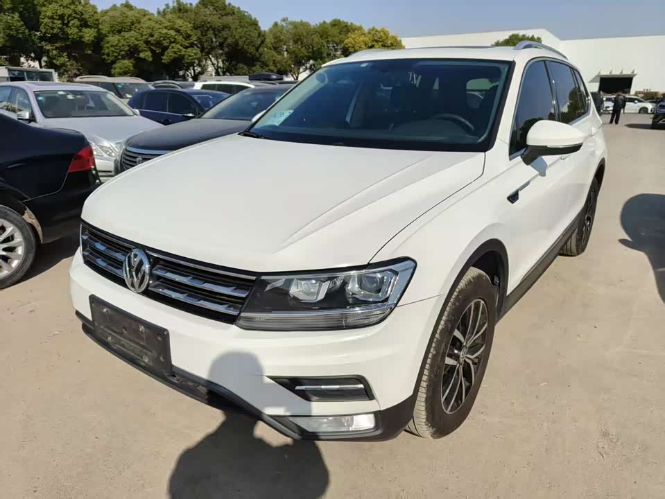 Volkswagen Tiguan L