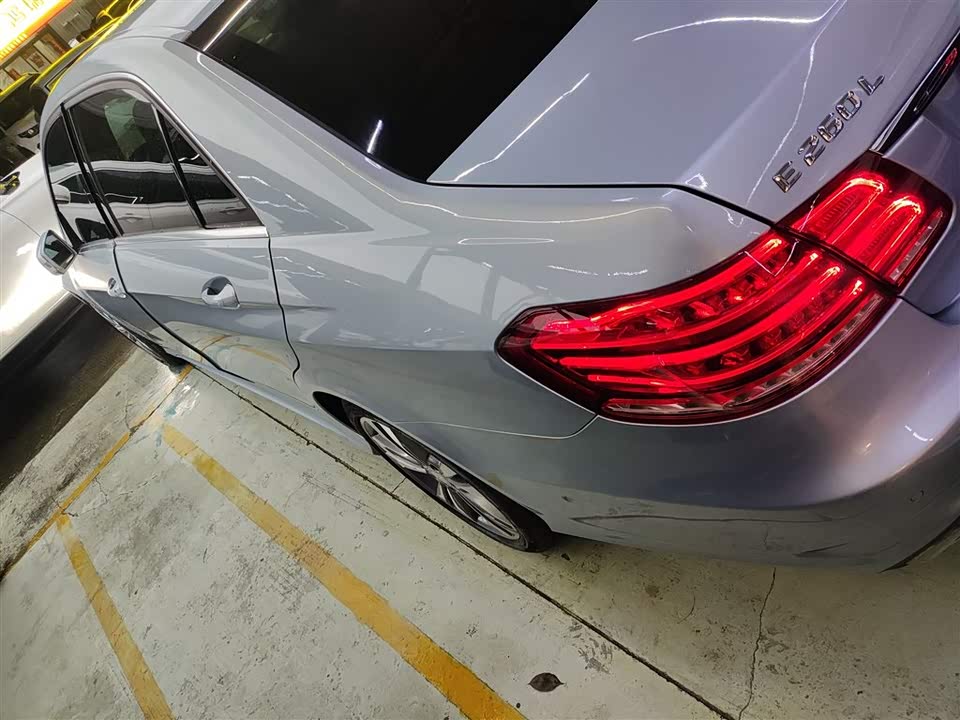 Mercedes-Benz E-class Mercedes-Benz E-class