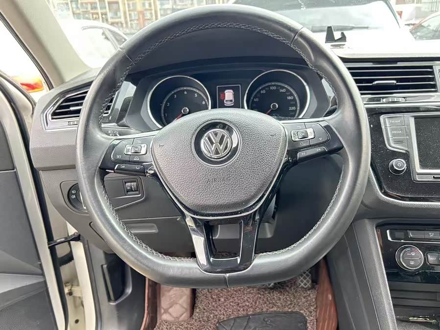 Volkswagen Tiguan L 2017, фото 6