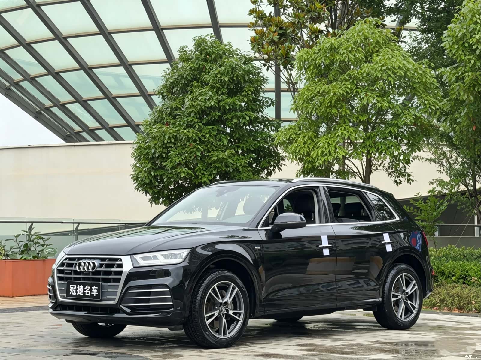 Audi Q5L, 2019 1