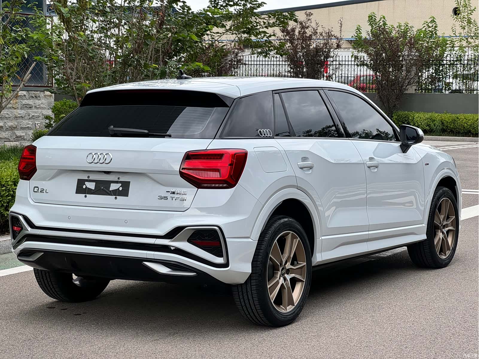 Audi Q2L, 2022 6