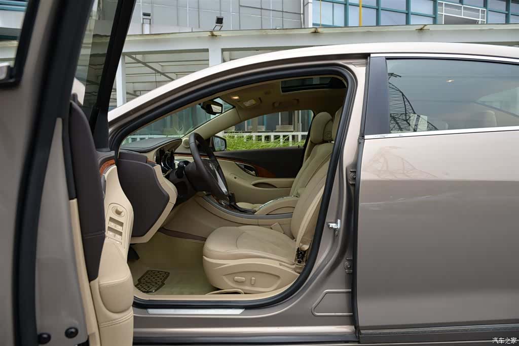 Buick LaCrosse, 2013 4