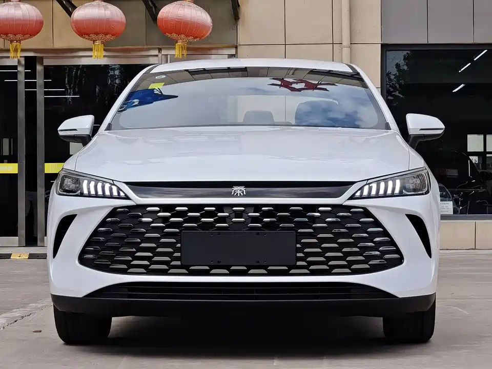 BYD Qin Yuan BYD Qin Yuan