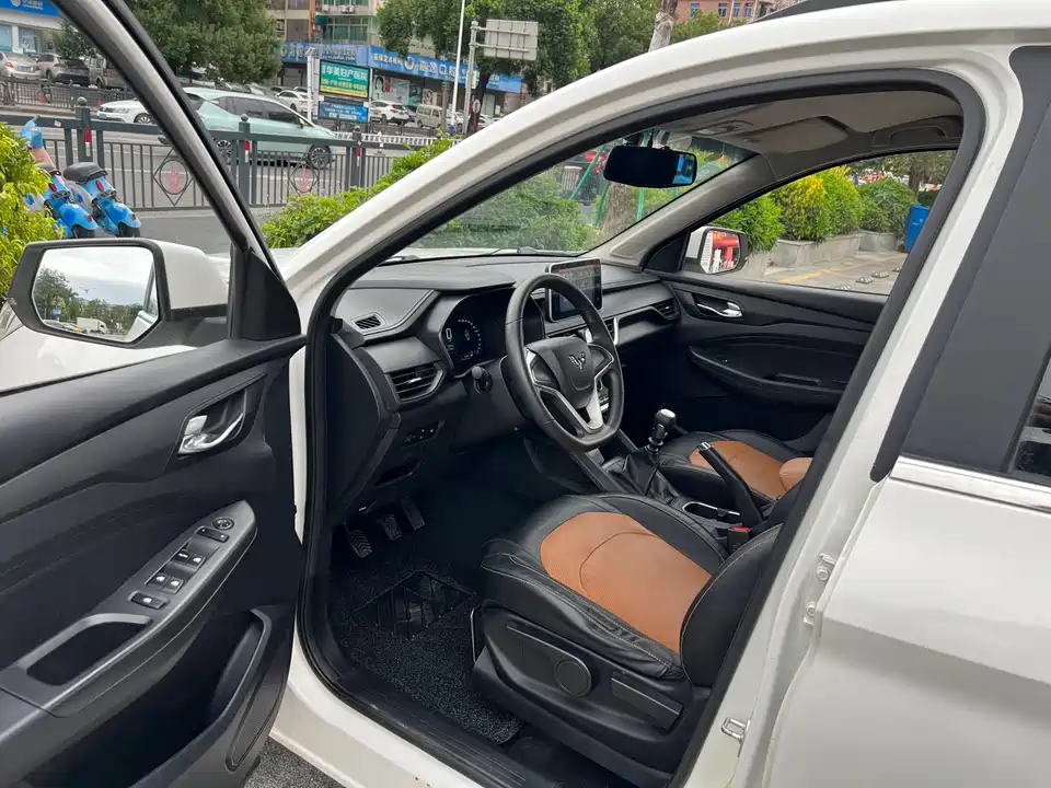 Wuling Wuling Hongguang S3