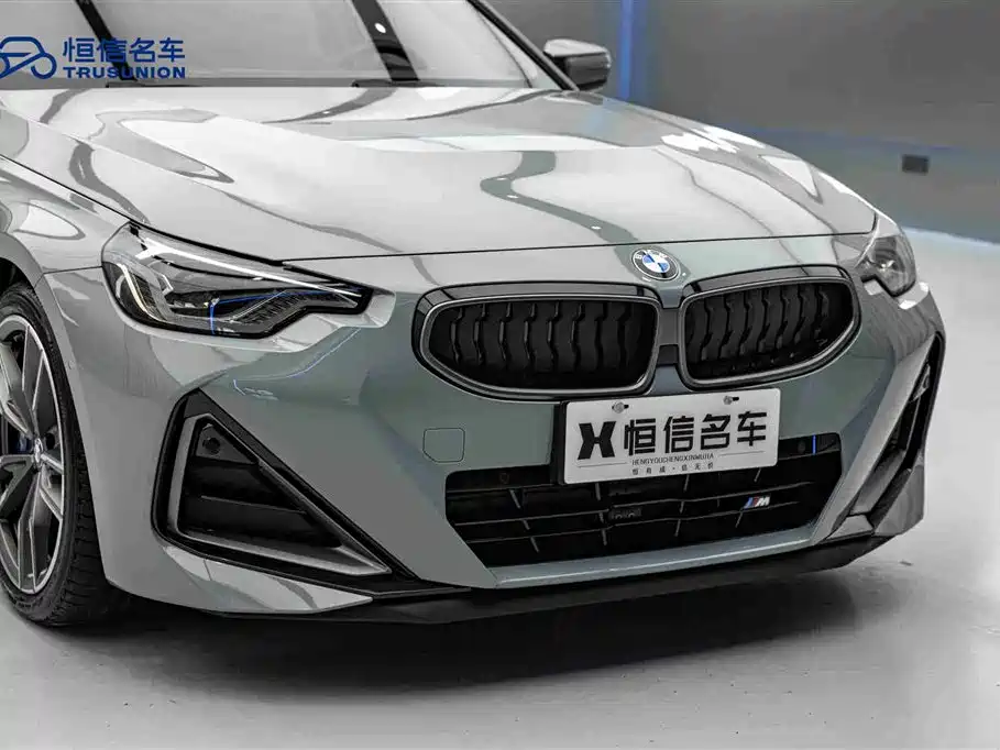 BMW M240i