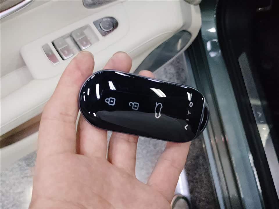 HarmonyOS Ask the world M5