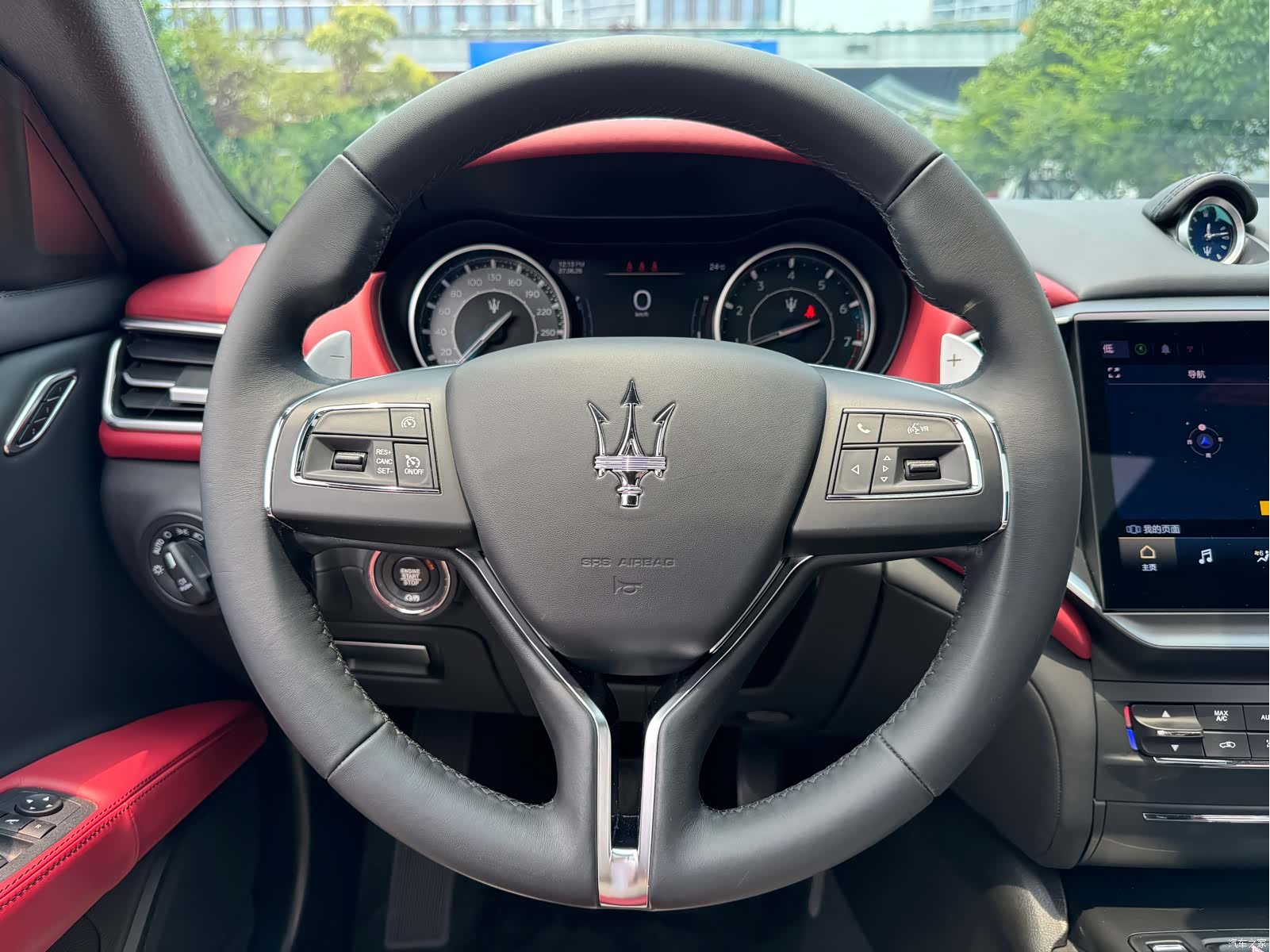 Maserati Ghibli, 2023 9