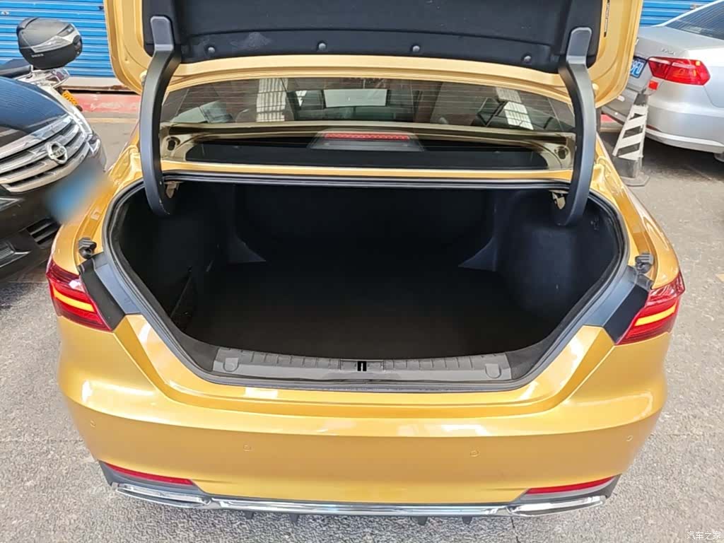 Geely Binray, 2019 19