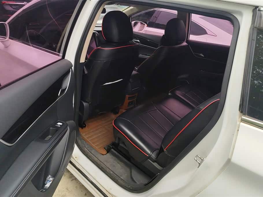 BYD Song MAX