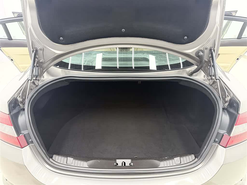 Jaguar XF, 2008 18