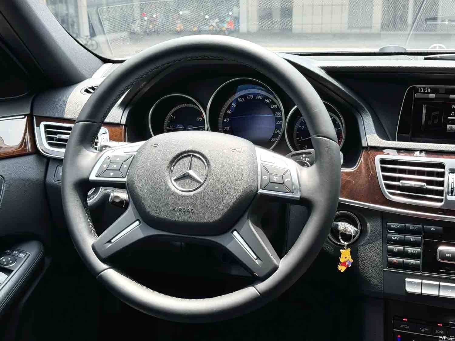 Mercedes-Benz E-Class, 2014 11