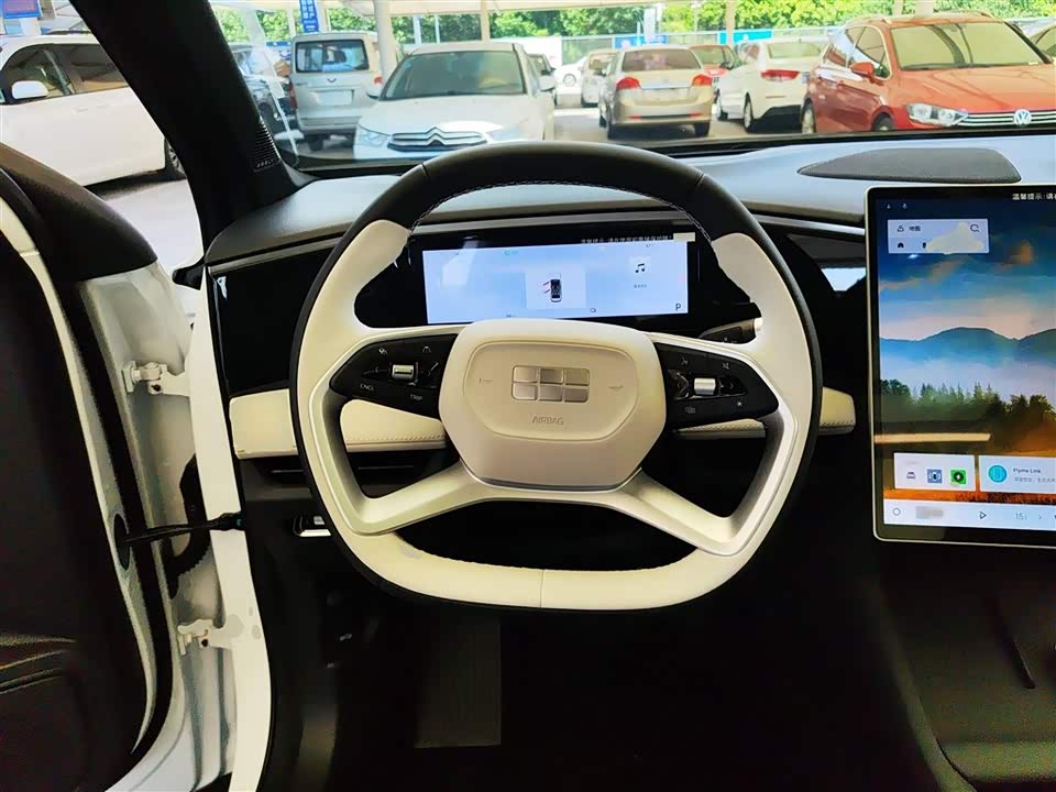 Geely Galaxy Galaxy L7