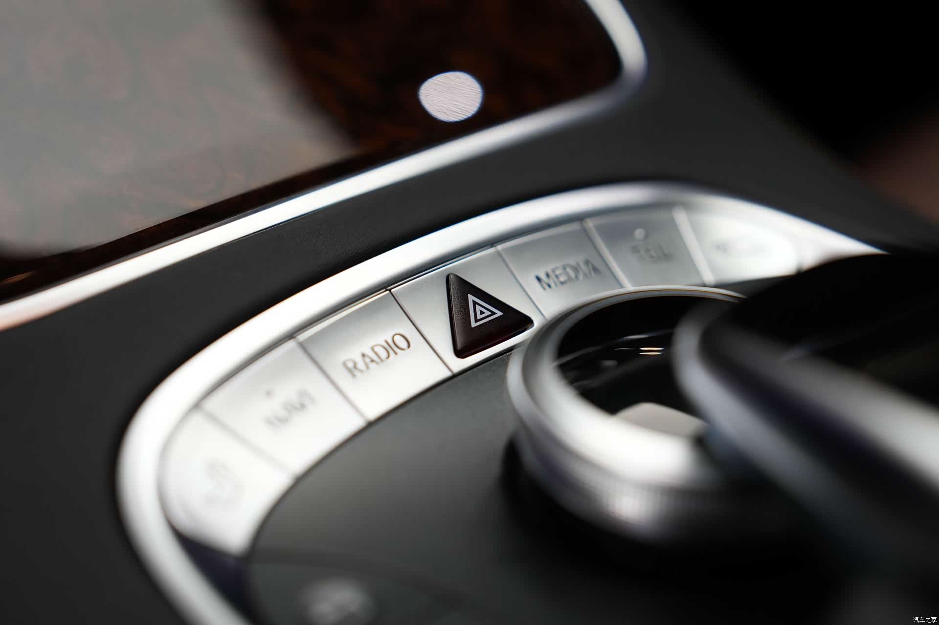 Mercedes-Benz S-Class, 2015 23