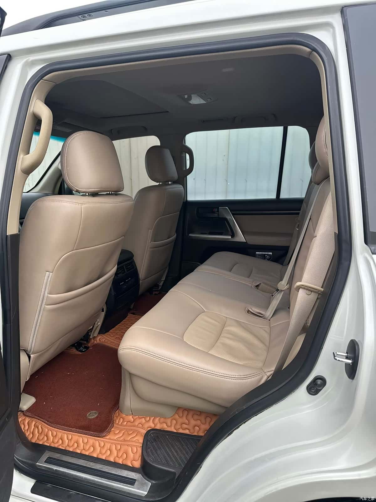 Toyota Land Cruiser, 2009 6