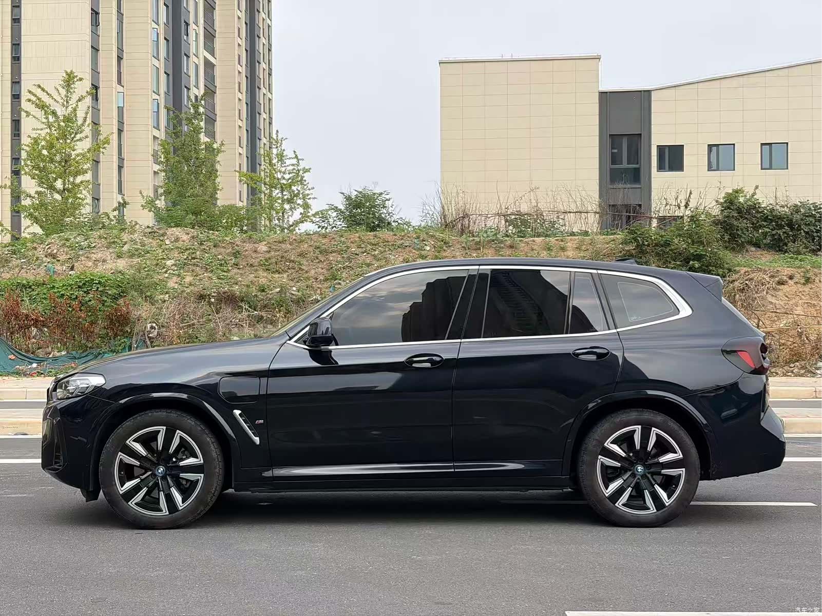 BMW iX3, 2024 11