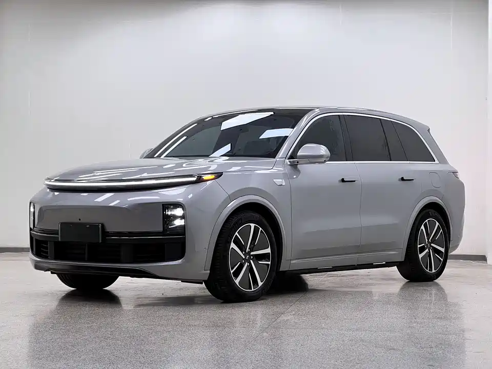 Li Auto Ideal L8