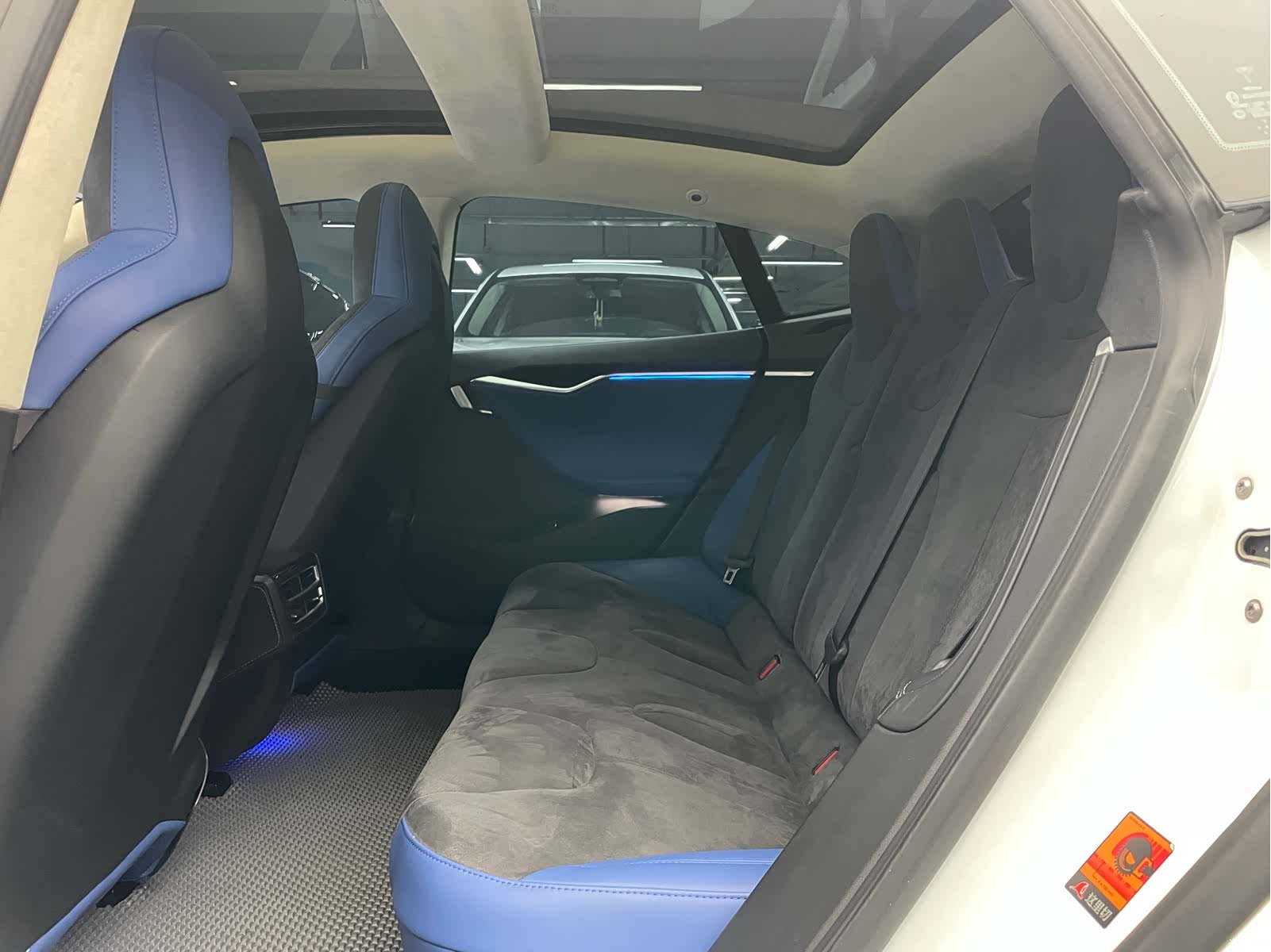 Tesla Model S, 2016 13