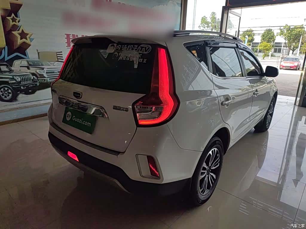 Geely X6, 2017 7