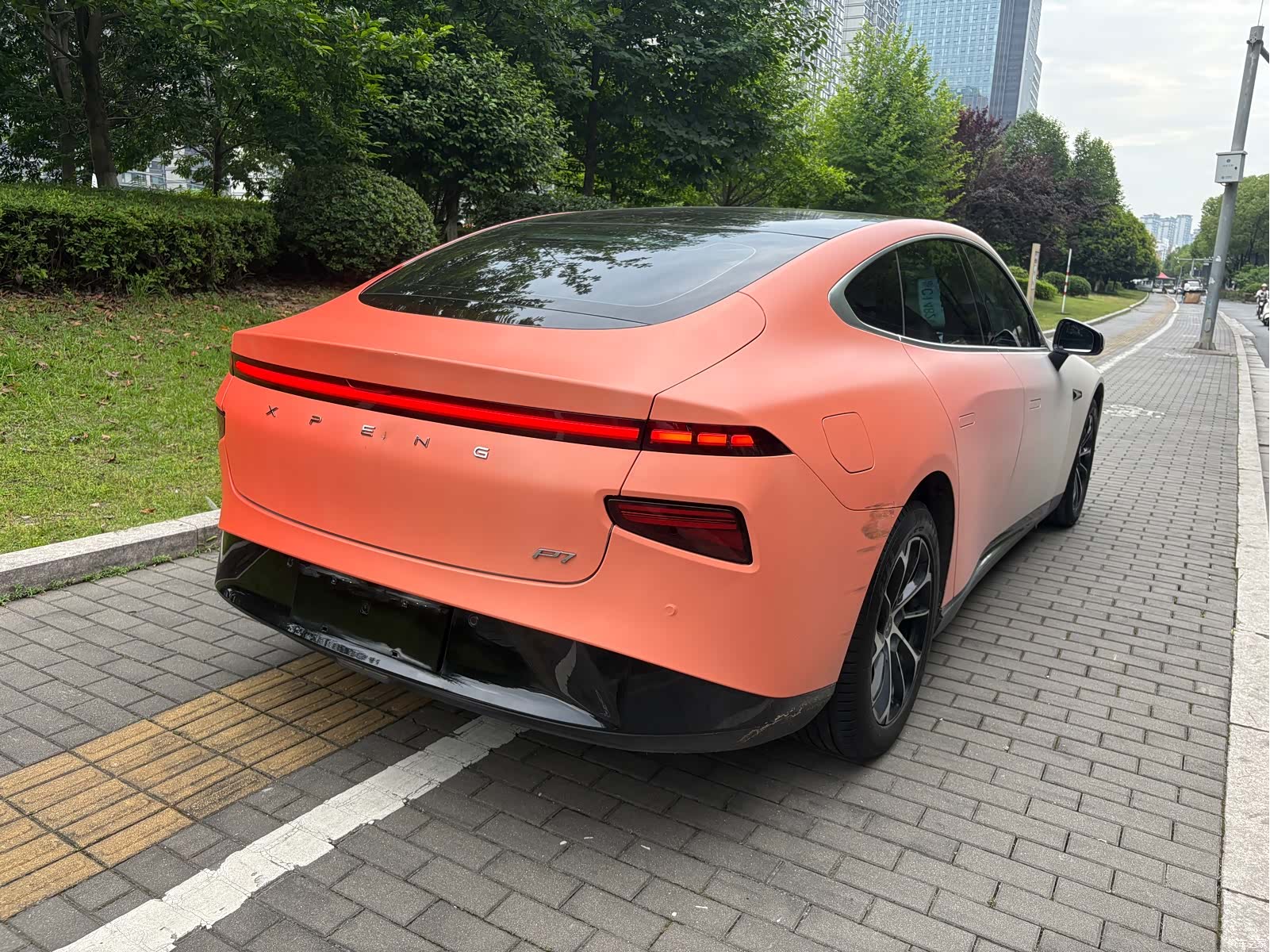 Xpeng P7, 2022 7