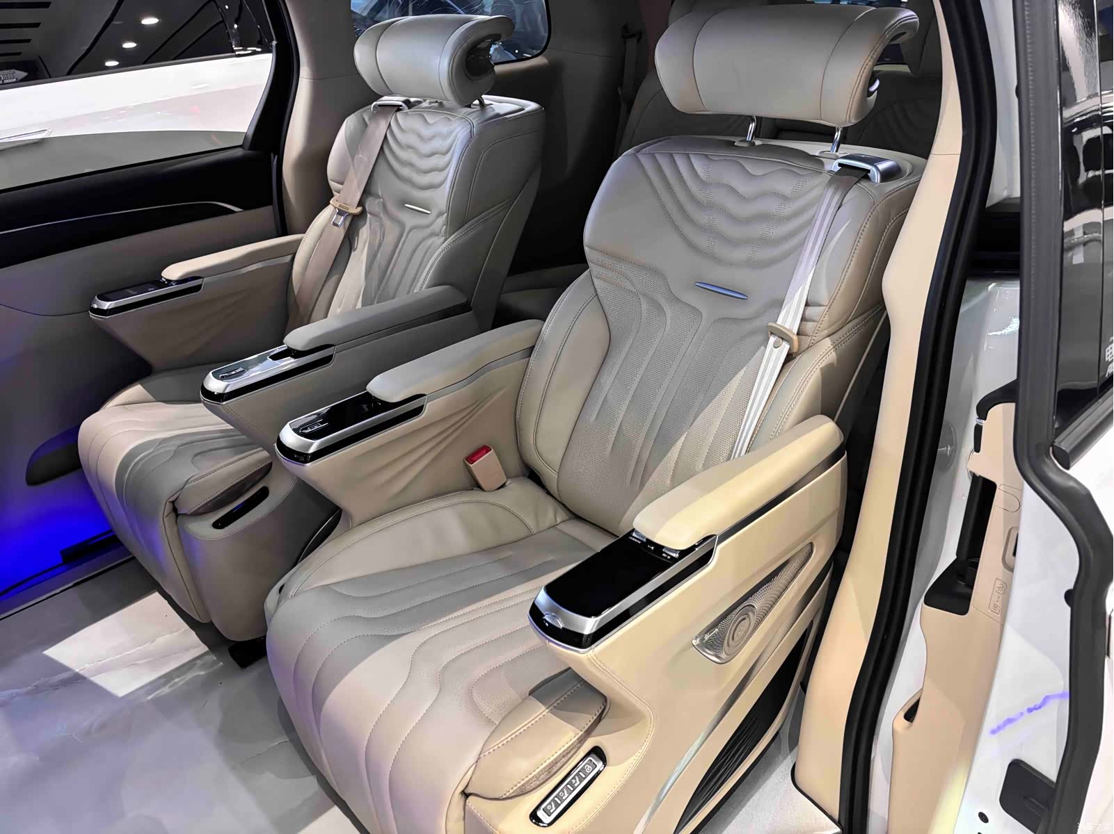 Buick GL8, 2022 14