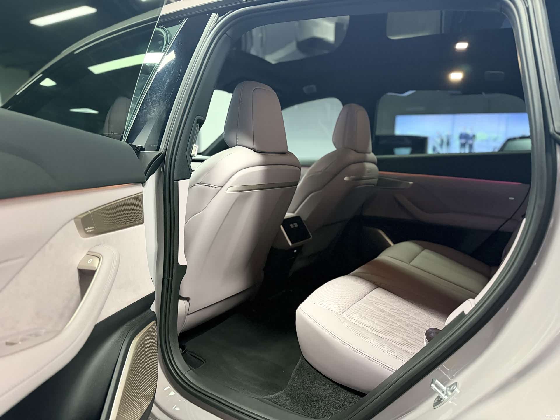 NIO L60, 2025 11